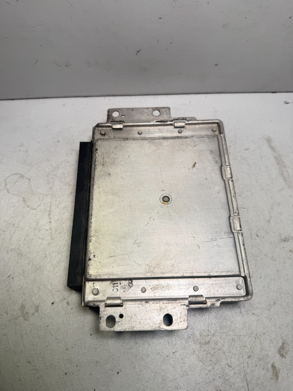 0 486 104 054 MACK 2003 MR688 BRAKE CONTROL MODULE  ABS OEM